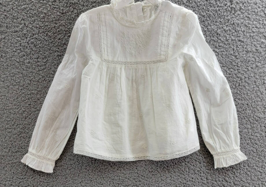 Ralph Lauren Embroidered Voile Top Girls' 6 White Collared Ruffled Button Back