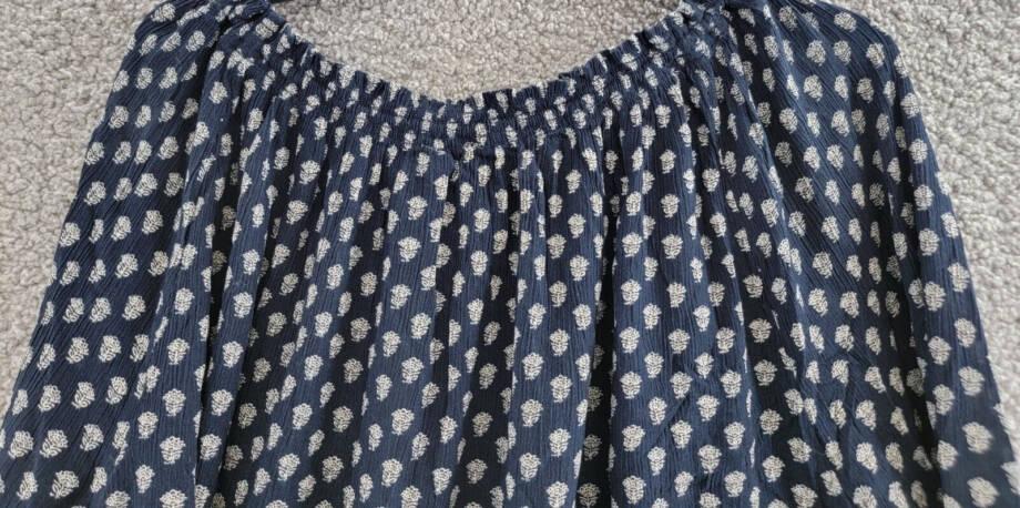 Faherty Emery Floral Peasant Blouse Women's Navy Smocked Split Neck Long Sleeve