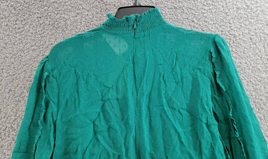 FARM Rio Ruffled Clip Dot Blouse Women's M Emerald High Smocked Neck Long Sleeve