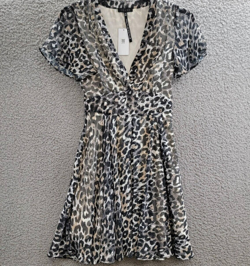 GUESS Felicia Flutter-Sleeve Flare Dress Women's XS Black Combo Printed V-Neck