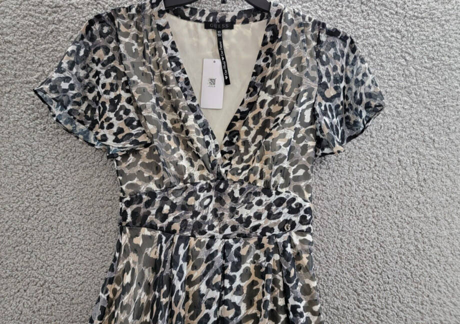GUESS Felicia Flutter-Sleeve Flare Dress Women's XS Black Combo Printed V-Neck