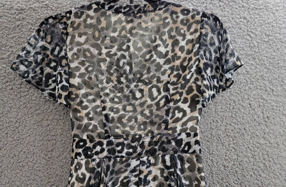 GUESS Felicia Flutter-Sleeve Flare Dress Women's XS Black Combo Printed V-Neck