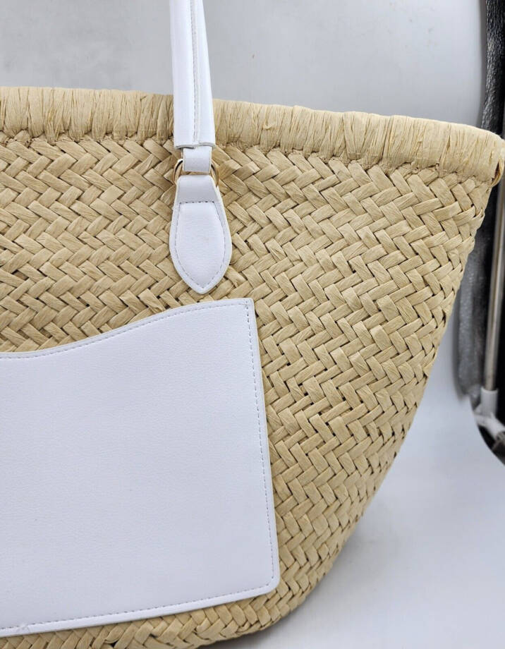 On 34th Isabellaa Straw Medium Drawstring Tote Bag Women's One Size Straw/White