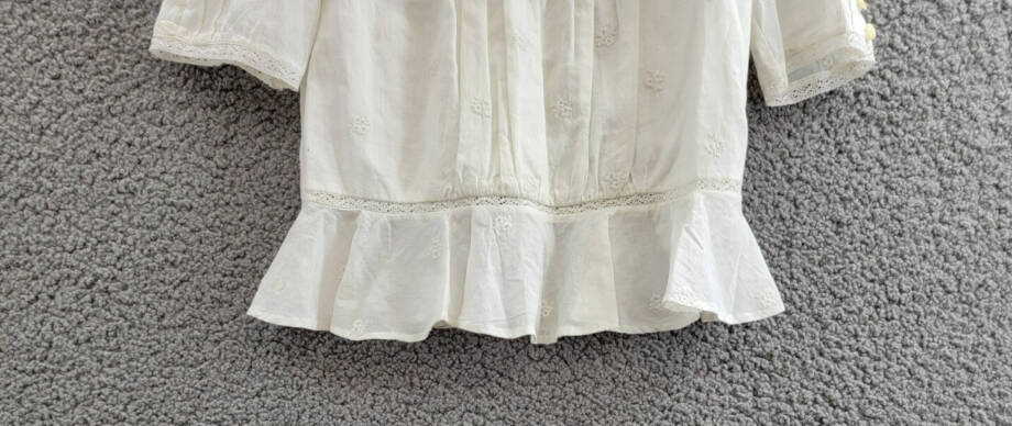 Ralph Lauren Embroidered Voile Top Girls' 12 White Collared Ruffled Button Back