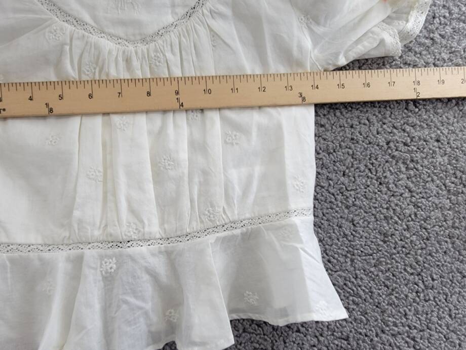 Ralph Lauren Embroidered Voile Top Girls' 12 White Collared Ruffled Button Back