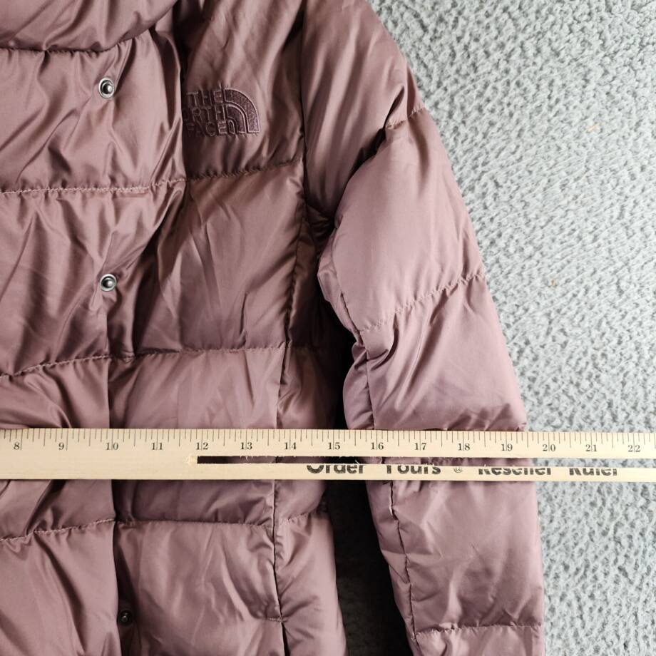 The North Face New Dealio Down Parka Women's XS Twilight Mauve Zip/Snap Closure