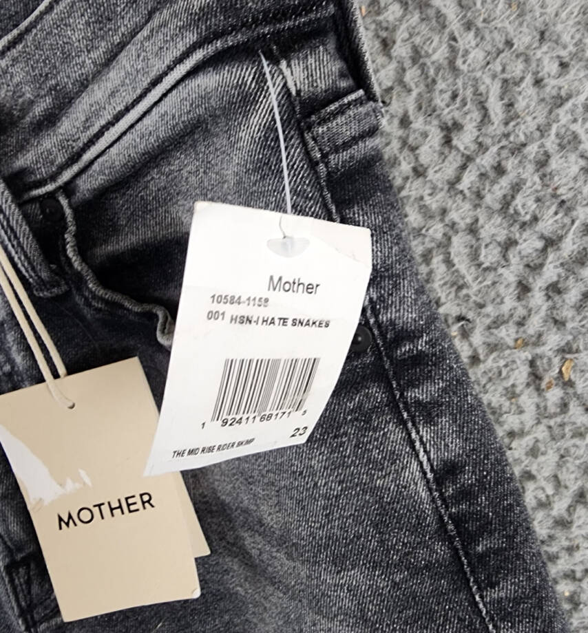 MOTHER The Mid Rise Rider Skimp Jeans Women's 23 I Hate Snakes Button Closure