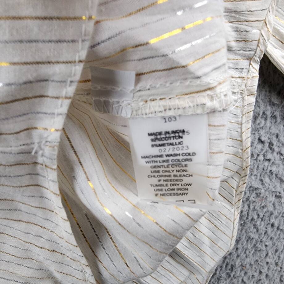 VINCE CAMUTO V-Neck Blouse Women's XS Beige Striped Quarter Sleeve Pullover
