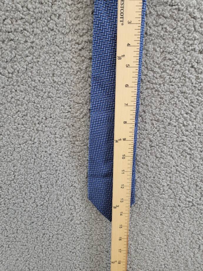 Michael Kors Classic Design Herringbone Tie Men's One Size Navy Pointed Style