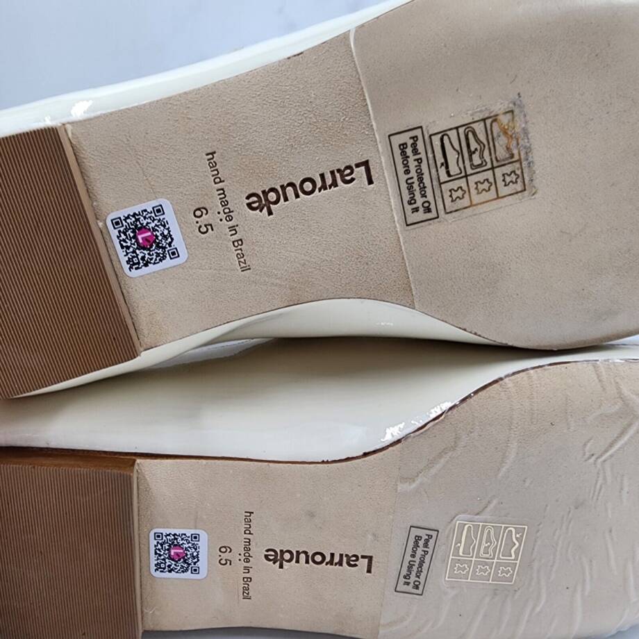 Larroudé Blair Patent Mary Jane Ballerina Flats Women's 6.5 Ivory Buckle Closure