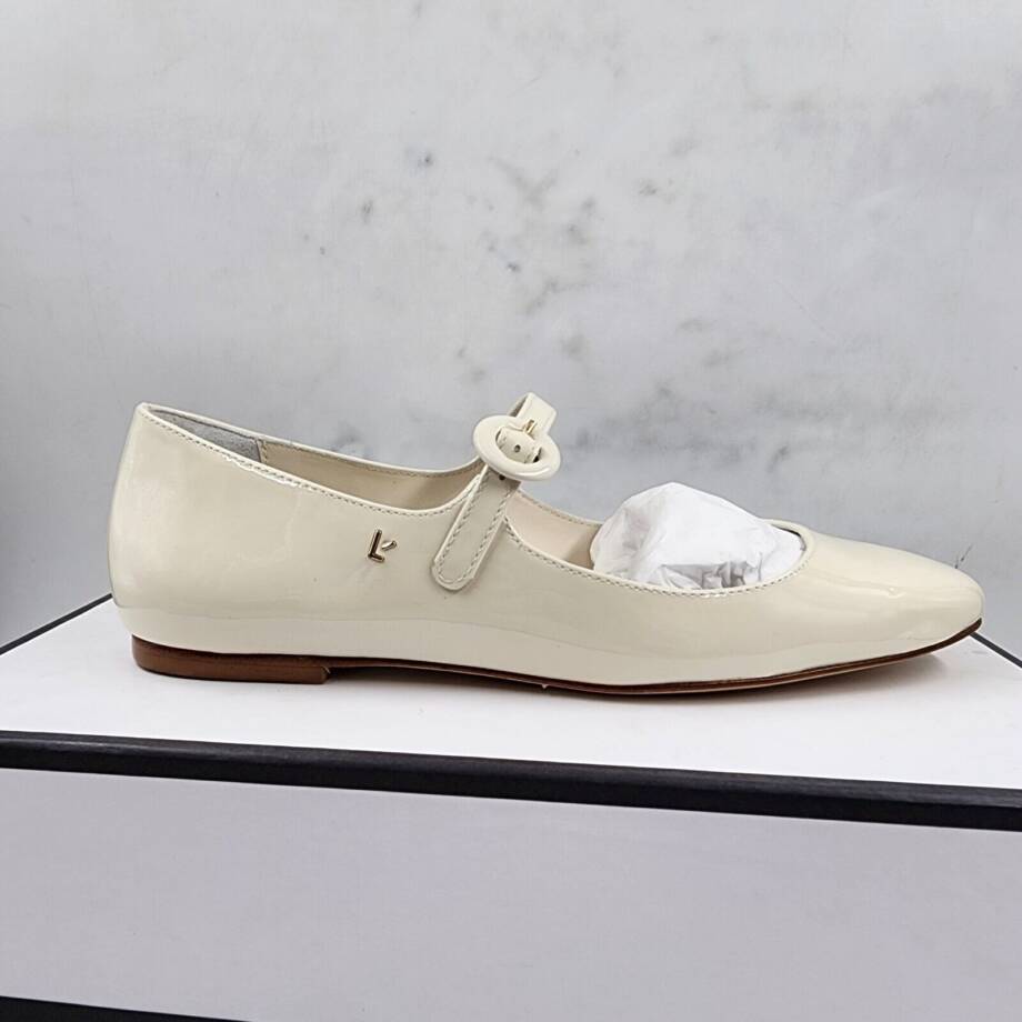 Larroudé Blair Patent Mary Jane Ballerina Flats Women's 6.5 Ivory Buckle Closure