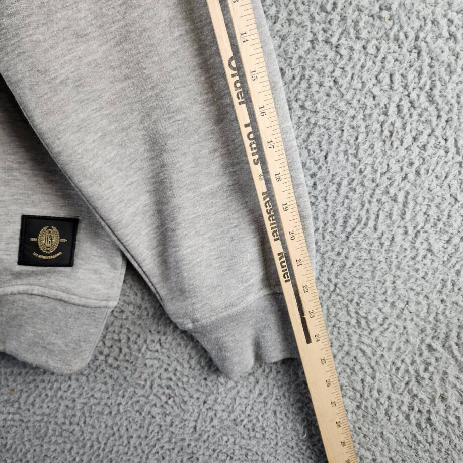 A.C Milan Logo Sweatshirt Men's L Gray Heather Embroidered Long Sleeve Pullover