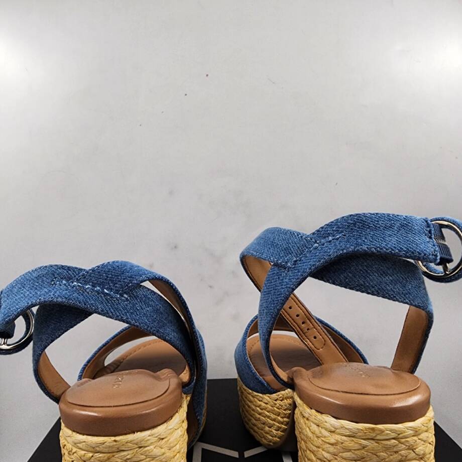 Marc Fisher Ltd Palyca Block Heel Open Toe Dress Sandals Women's 8M Dark Blue