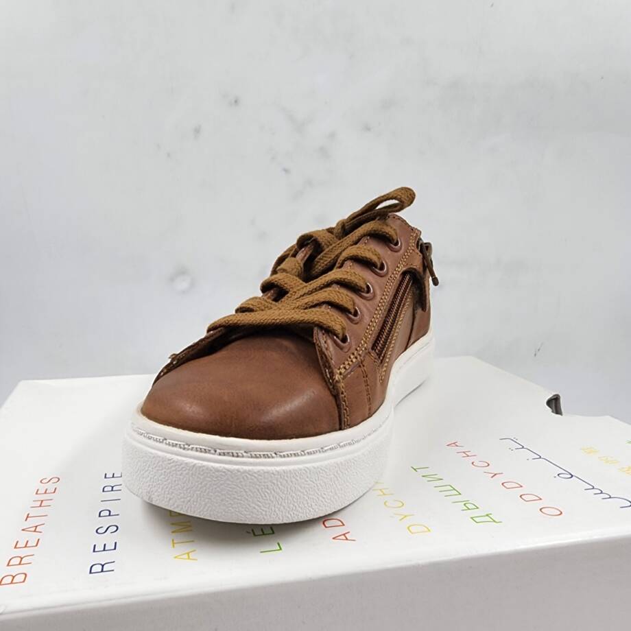 GEOX Nashik Garçon Low Cut Sneaker Boys 31 Cognac/Navy Lace And Zip Closure