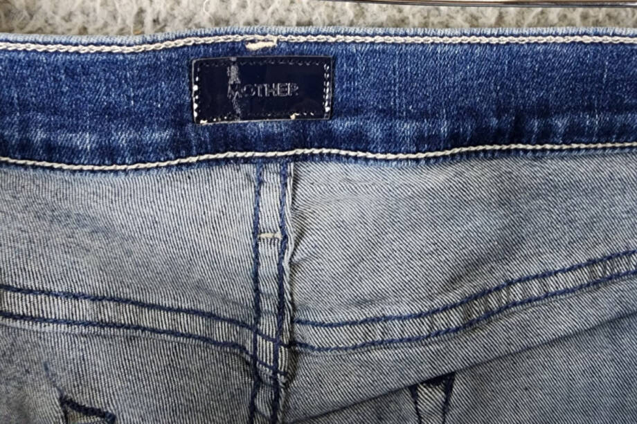MOTHER The Roller Fray Jeans Women's 34 Cliffside Zip Fly W/ Button Closure