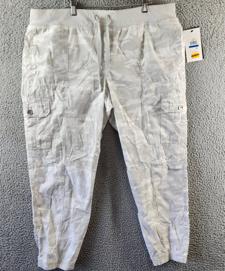 DKNY Camo Print Cropped Cargo Jogger Pants Women's XL Grey Drawstring Waist