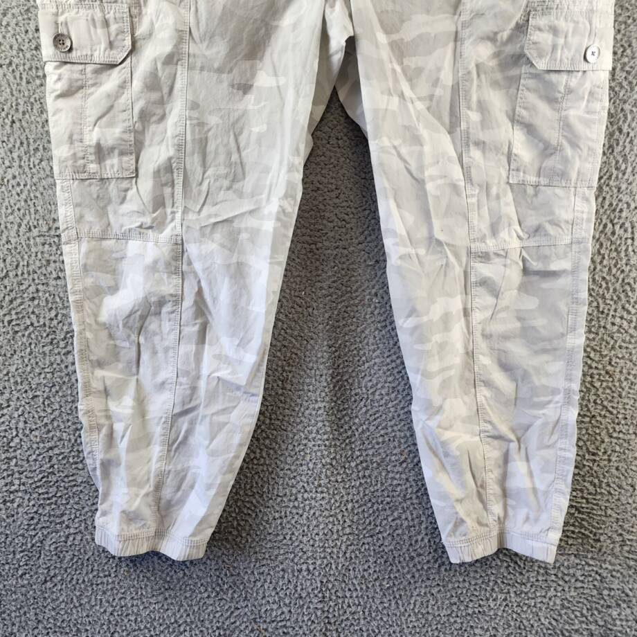 DKNY Camo Print Cropped Cargo Jogger Pants Women's XL Grey Drawstring Waist
