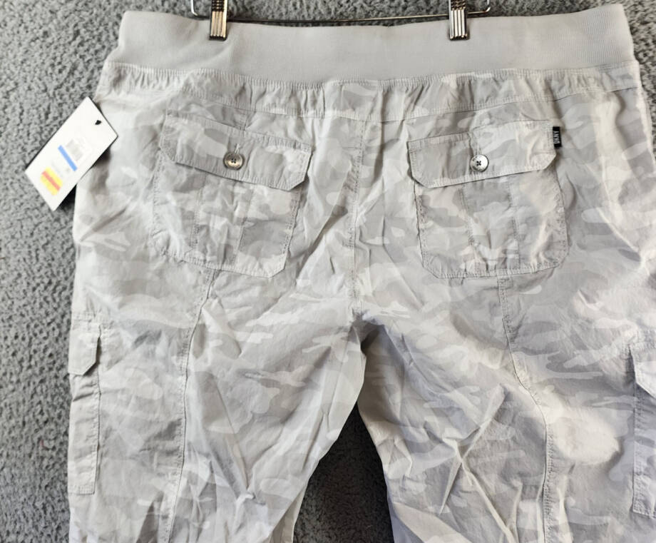 DKNY Camo Print Cropped Cargo Jogger Pants Women's XL Grey Drawstring Waist
