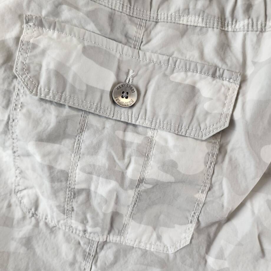 DKNY Camo Print Cropped Cargo Jogger Pants Women's XL Grey Drawstring Waist