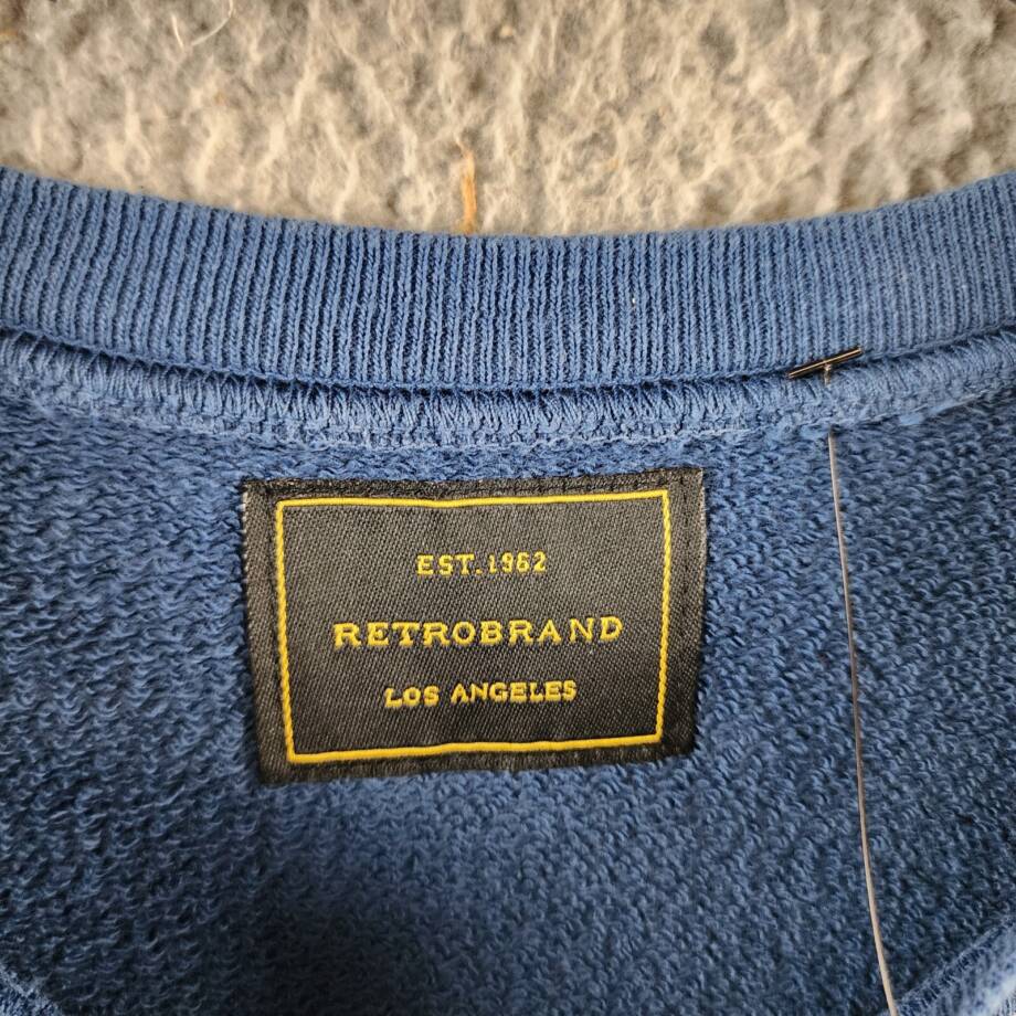 Retrobrand Long Sleeve Graphic Sweatshirt Women Large Vintage Mid Navy Pullover