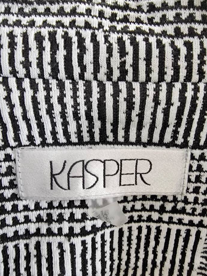 Kasper Double Button Front Longer Length Plaid Jacket Women's 16 Black/Vanilla