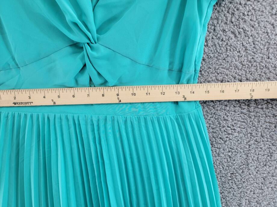 Kensie Pleated Chiffon Midi Dress Women's 8 Aqua Spray Knot Front Pullover S/S