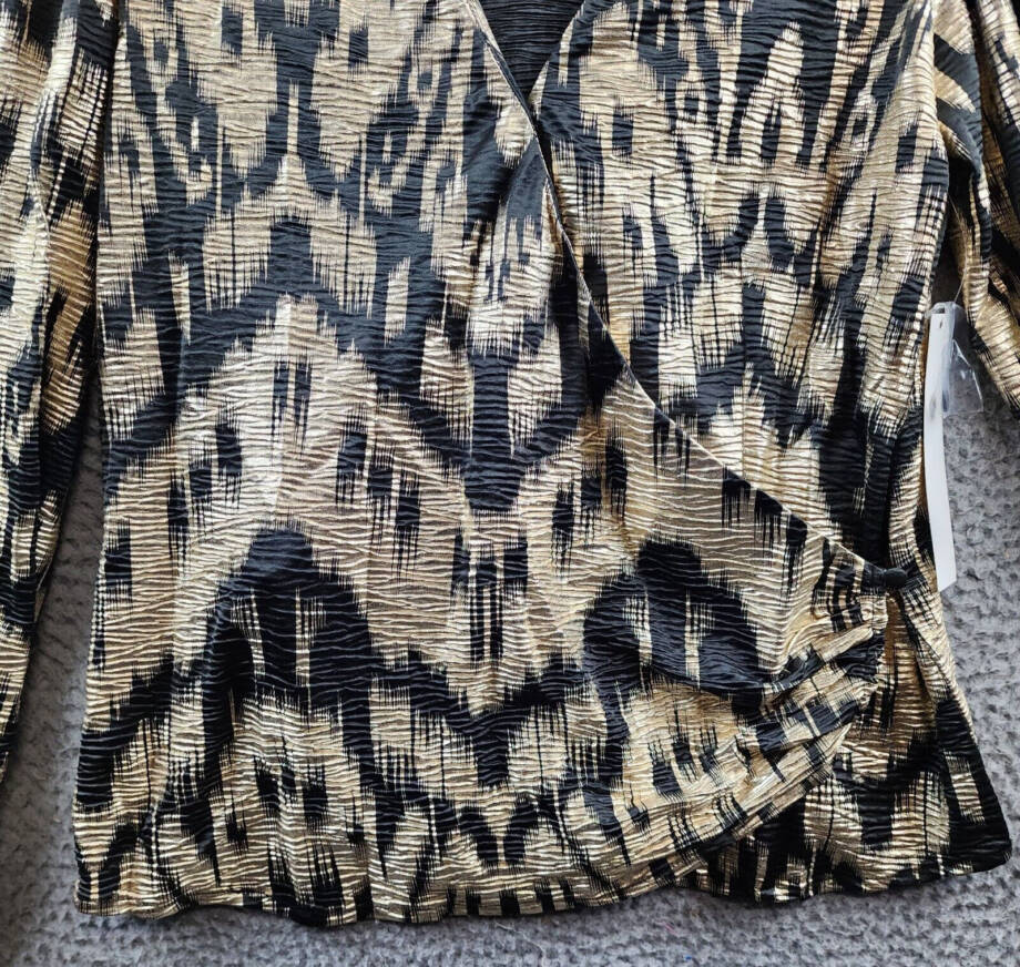 AQUA Foil Printed Long Puff Sleeve Blouse Women's M Black/Gold V-Neck Pullover