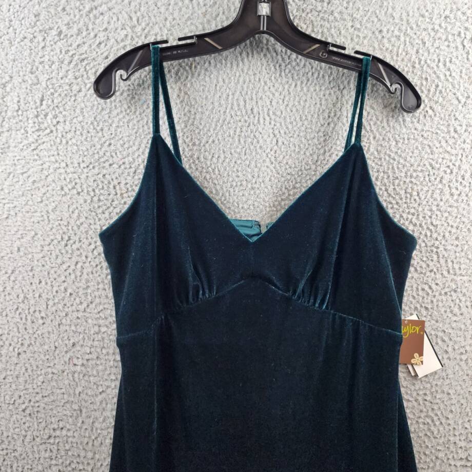 Taylor Petite Stretch Velvet Empire-Waist Midi Slip Dress Women's 10P Pea Green
