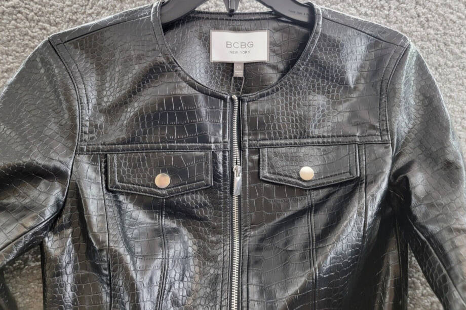BCBG New York Short-Cut Jacket Women's XS Black Round Neck Front Zip Closure L/S