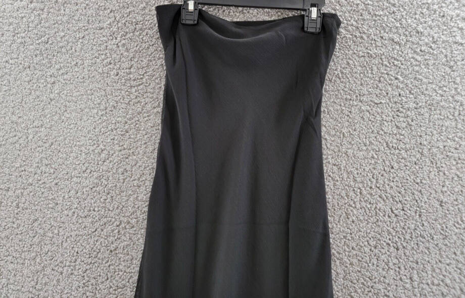 Lioness Devon Maxi Skirt Women's XS Black Solid Semi Sheer Elastic Waist Pull On