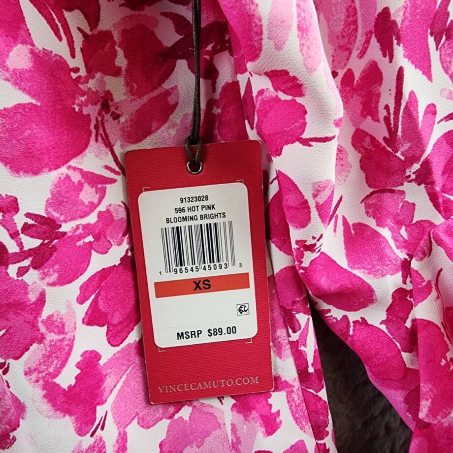 VINCE CAMUTO Bell Sleeve V-Neck Top Women's XS Hot Pink Long Sleeve Pullover