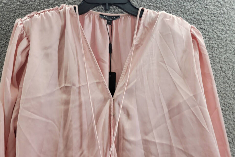 Beulah Sateen Dressy Blouse Shirt Women's All Light Pink Tie V-Neck OS