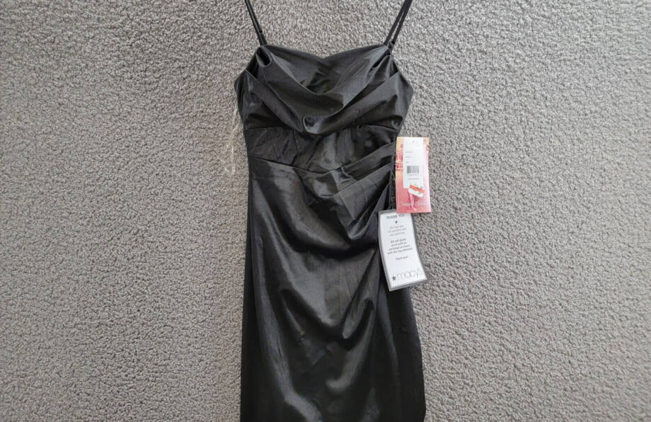 Emerald Sundae Drape-Front Long Sateen Gown Juniors' XXS Black Back Zip Closure