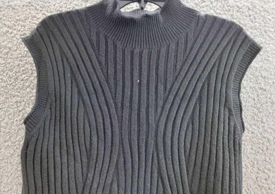 Lucy Paris Elias Rib-Knit Top Women's M Black Mock Neck Sleeveless Pullover