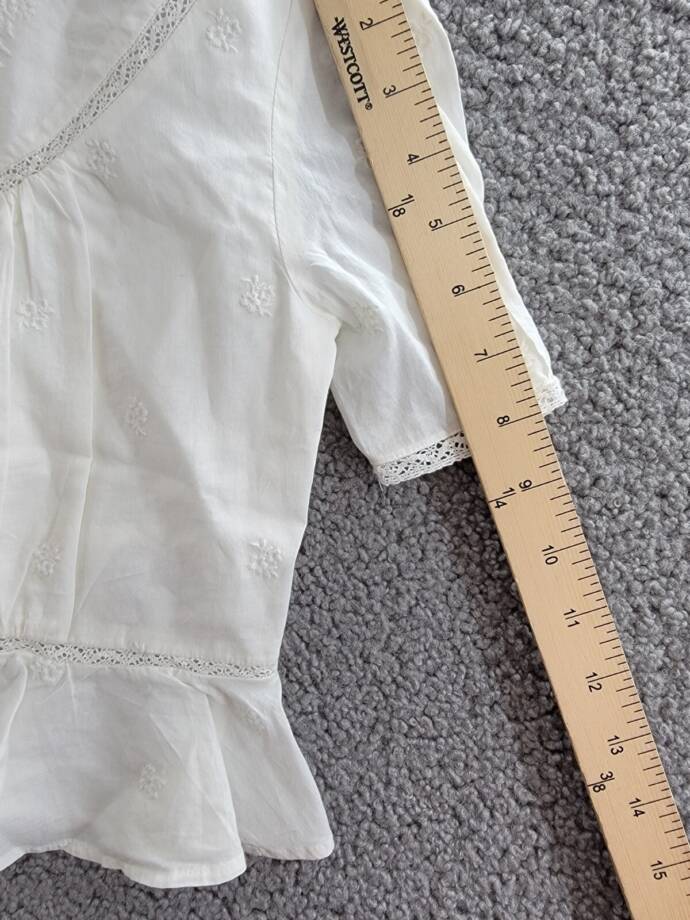Ralph Lauren Embroidered Voile Top Girls' 8 White Lace Stand Collar Button Back