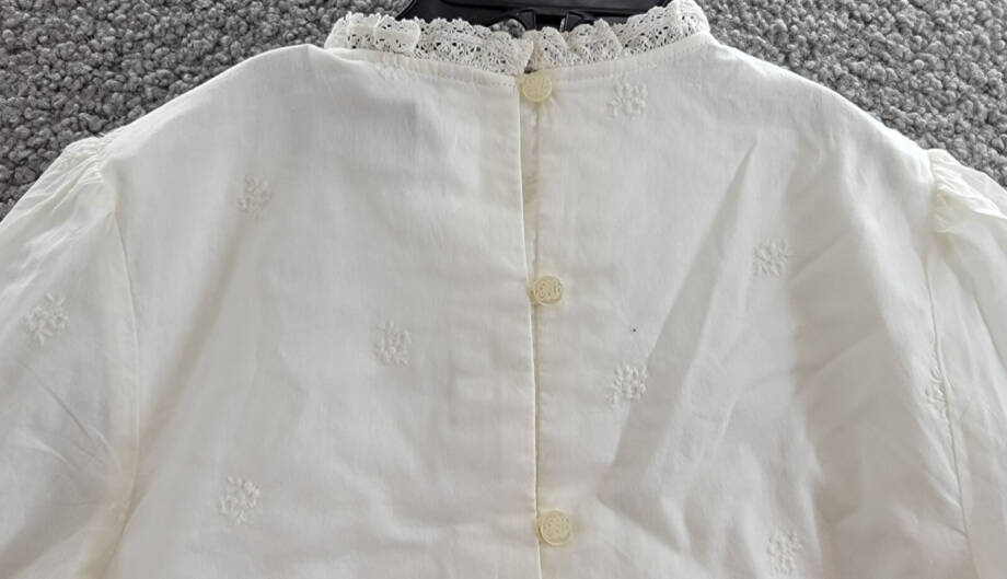 Ralph Lauren Embroidered Voile Top Girls' 8 White Lace Stand Collar Button Back