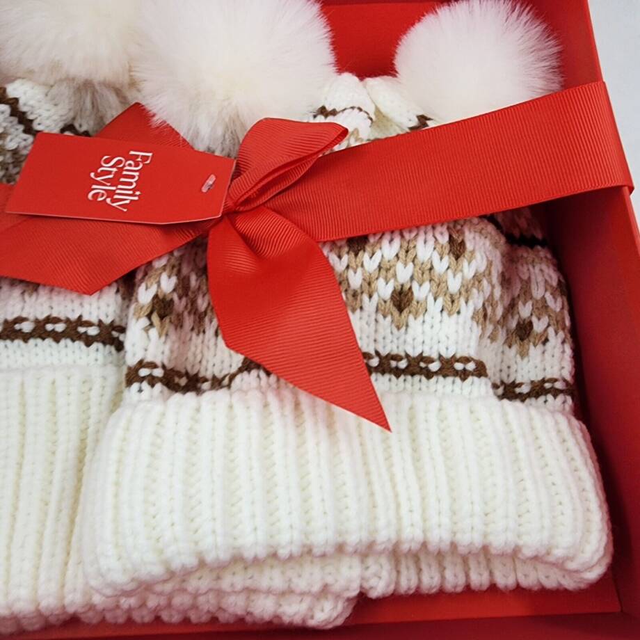 Charter Club Mommy & Me Adult & Child Fair Isle Beanies Set Womens Ivory Pompoms