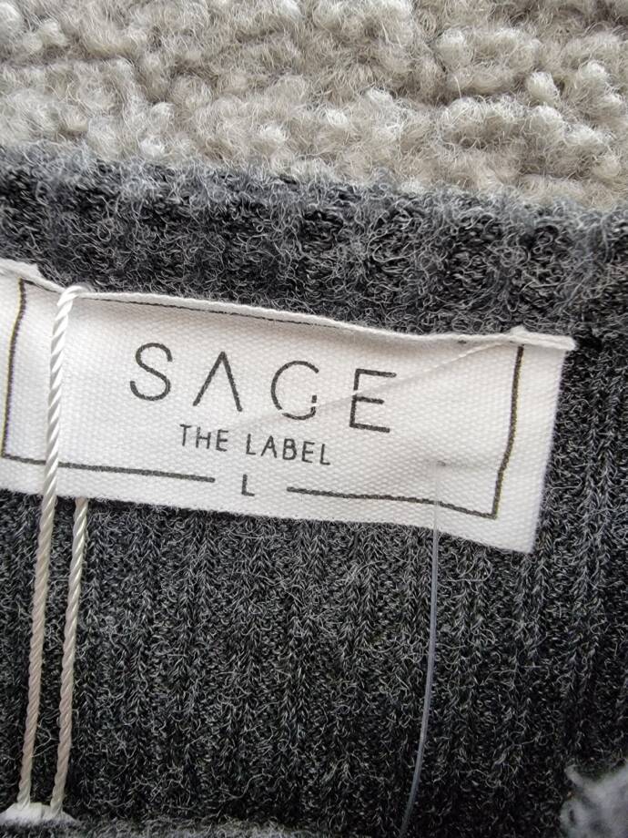 SAGE The Label Cropped Top Women's L Charcoal V-Neck Adjustable Strap Pullover