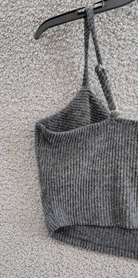 SAGE The Label Cropped Top Women's L Charcoal V-Neck Adjustable Strap Pullover