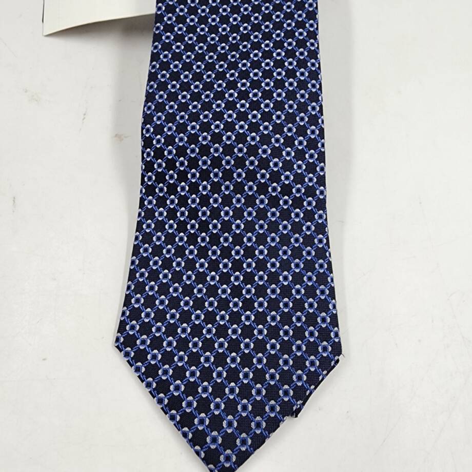 The Men's Store at Bloomingdale's Chainlink Grid Silk Classic Tie Men's 8 Navy