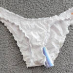 Isabella Rose Meadow Maui Bikini Bottom Women's S Marshmallow Ruffled Hem