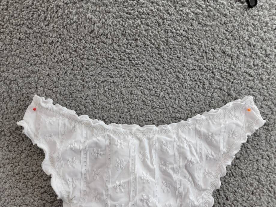 Isabella Rose Meadow Maui Bikini Bottom Women's S Marshmallow Ruffled Hem