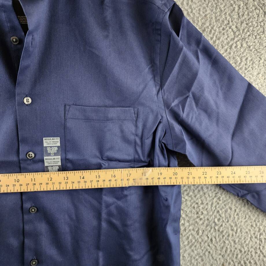 Van Heusen Stain Shield Regular Fit Dress Shirt Men's 15/15.5 32/33 Navy L/S