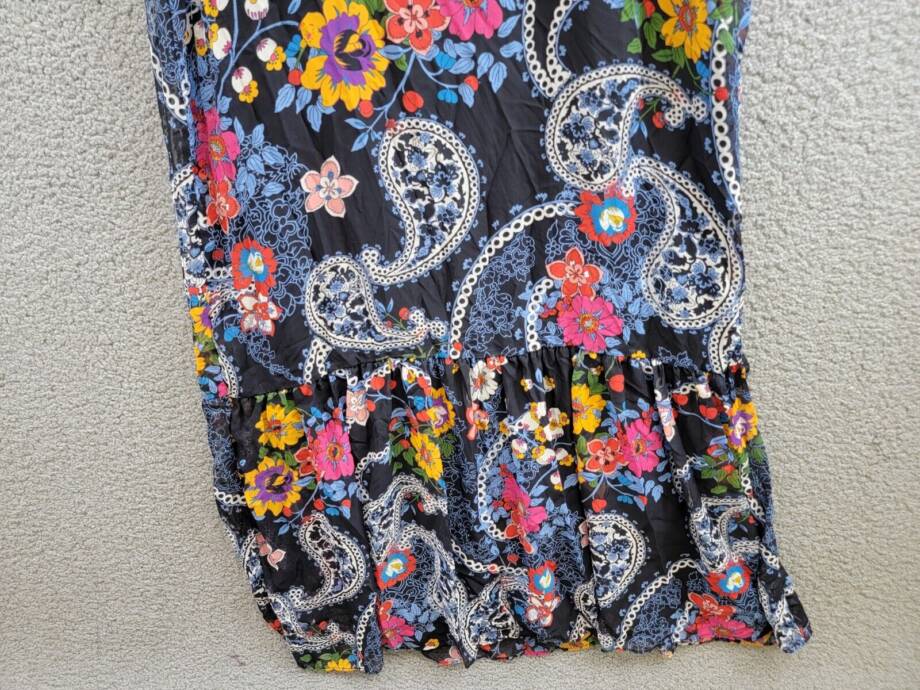 ECI New York Floral Paisley Print Sleeveless Dress Women's L Black Multi V-Neck