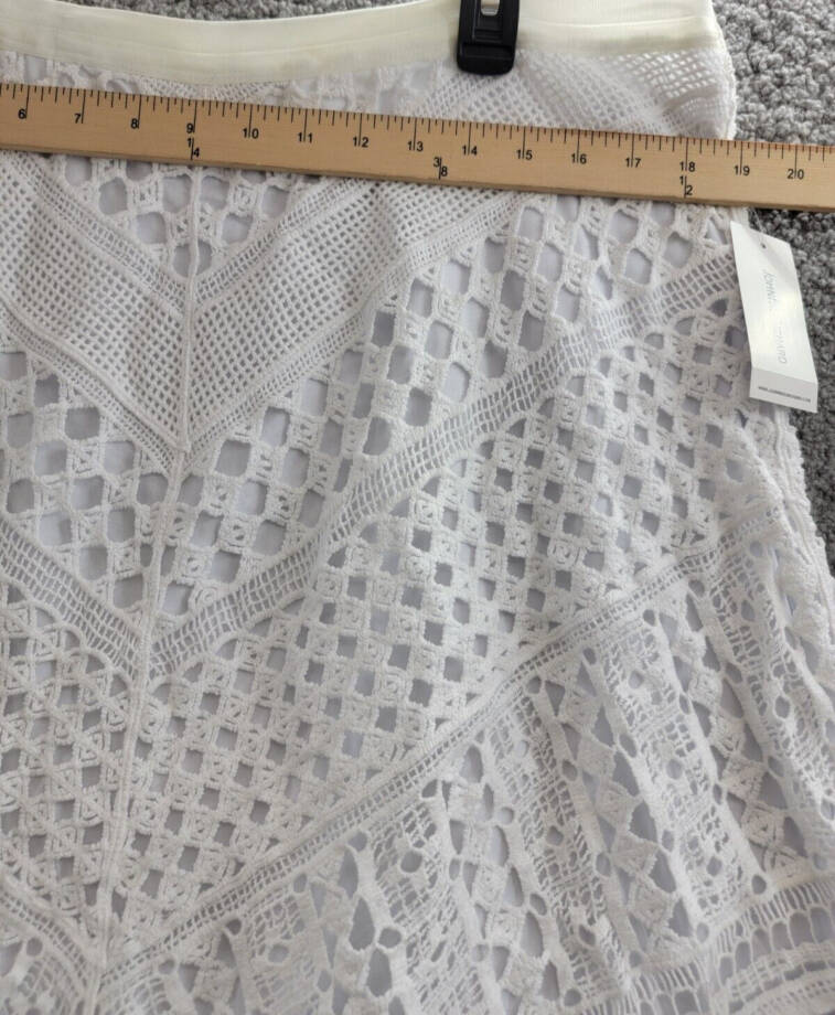 JohnPaulRichard Crocheted A-Line Skirt Women's XL White Scalloped Hem Pull On