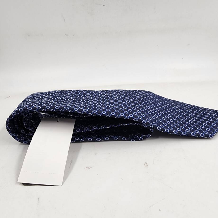 The Men's Store at Bloomingdale's Chainlink Grid Silk Classic Tie Men's 8 Navy