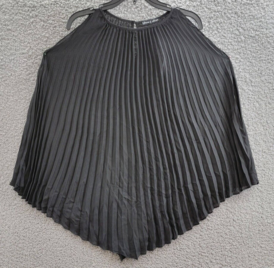 Cable & Gauge Pleated Top Womens S Black Sleeveless Back Button/Keyhole Closure