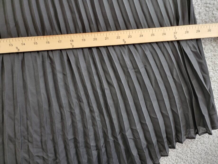 Cable & Gauge Pleated Top Womens S Black Sleeveless Back Button/Keyhole Closure