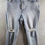 Levi's Wedgie Straight Jeans Women's 24W Zip Fly With Button Closure Distressed