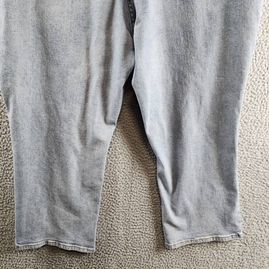 Levi's Wedgie Straight Jeans Women's 24W Zip Fly With Button Closure Distressed